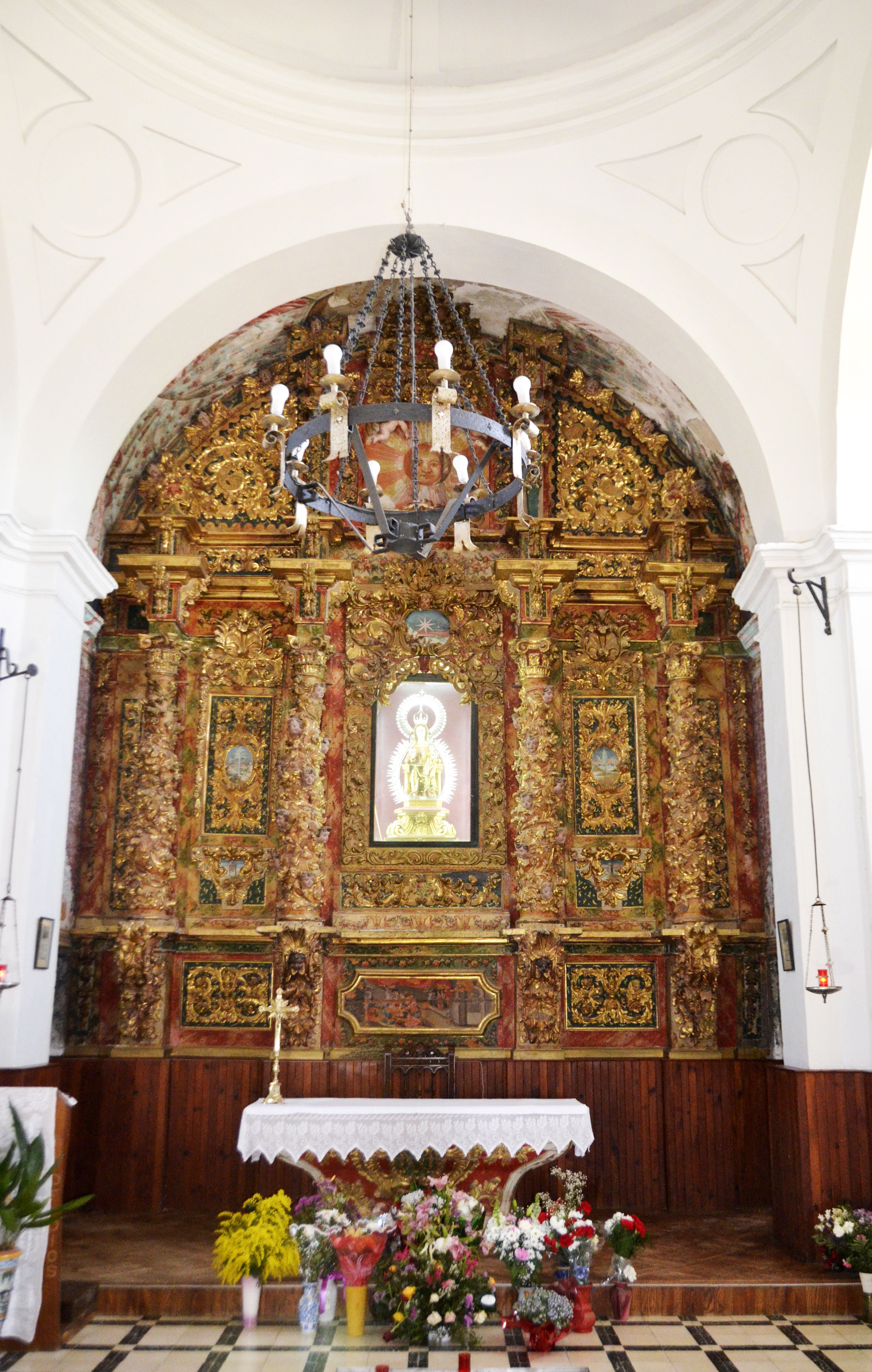 Retablo mayor de la Ermita de Nuestra Señora de la Antigua y de San Illán. Cebolla (Toledo)