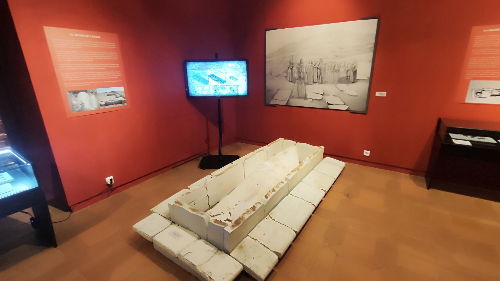 Reconstrucción del enterramiento visigodo en tumba de cista.