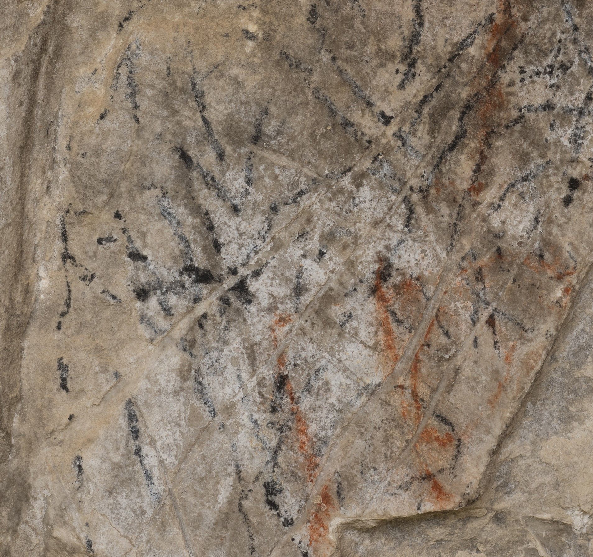 Fig. 3 Pinturas y grabados superpuestos 