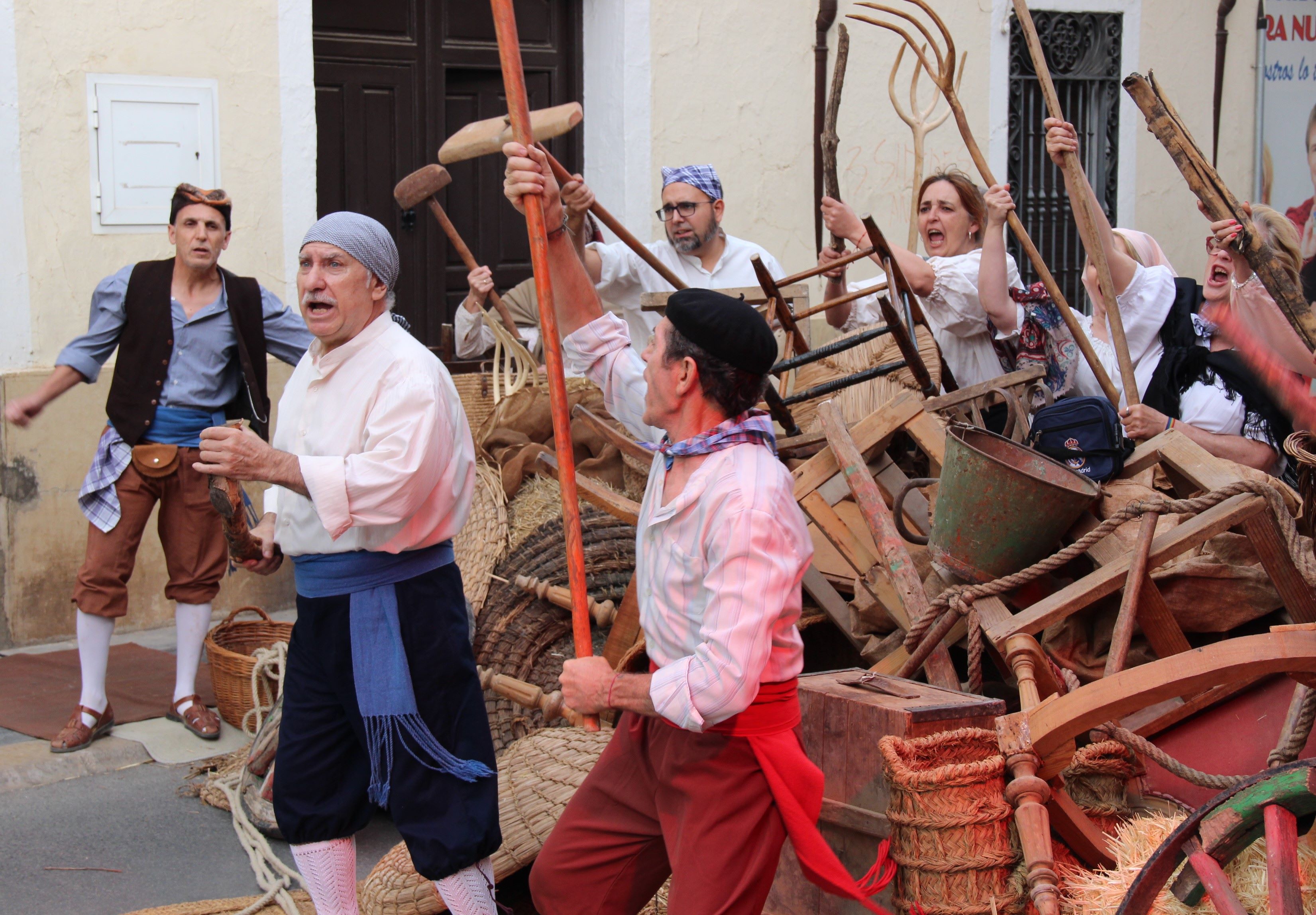 Escena de La Galana ante la barricada. Relato recreado de la Mancha en 1808. Foto cedida por Antonio Pascual Izquierdo del Grupo Artístico-Literario El Trascacho