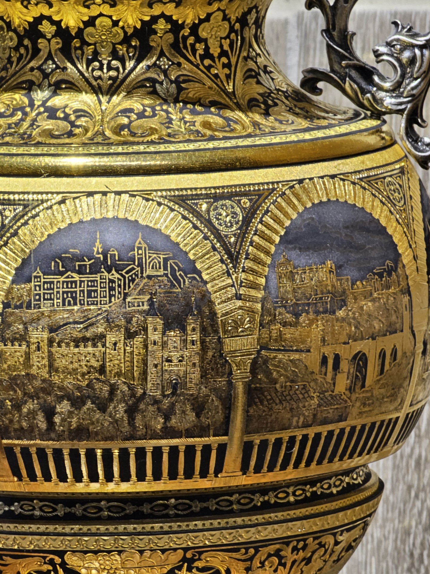 Damasquinado de estilo Renacentista.