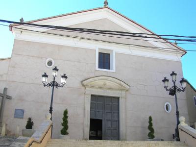 Fachada este. Iglesia de Santiago de Liétor