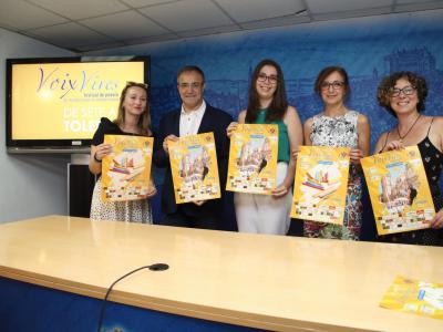 El viceconsejero de Cultura participa en la presentación del Festival Internacional de Poesía ‘Voix Vives’ 2018