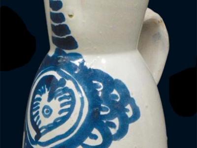Jarra vinatera con corazón agustiniano del convento de las Angélicas de Cuenca. Museo de Cuencacopy right Museo de Cuenca