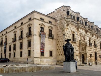 Fachada del Palacio del Infantado