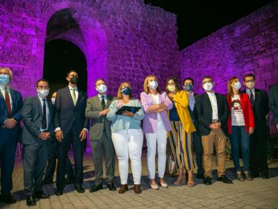 El Gobierno regional destaca que con la iluminación de la Muralla de Talavera “se alumbra la memoria de quienes han contribuido a construirla y preservarla”