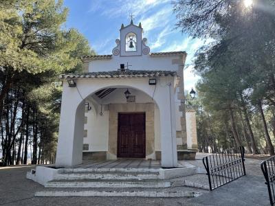 Ermita y paisaje de Santa Ana