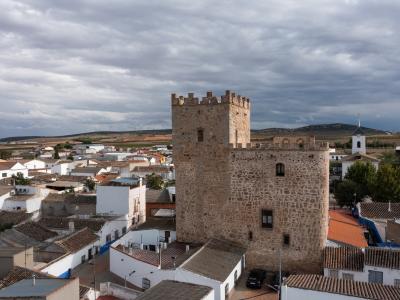 Fachada norte. Castillo de Manzaneque