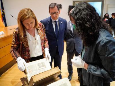 La Biblioteca de Castilla-La Mancha pone al descubierto dos incunables y dos post incunables de extraordinario valor bibliográfico y patrimonial