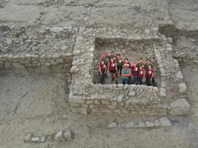 El Gobierno regional da a conocer el hallazgo de un torreón de la puerta Este de la muralla romana en el Parque Arqueológico de Libisosa