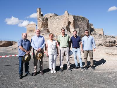 El Gobierno regional destina más de 560.000 euros a obras de mejora y puesta en valor del Castillo de Calatrava La Vieja  