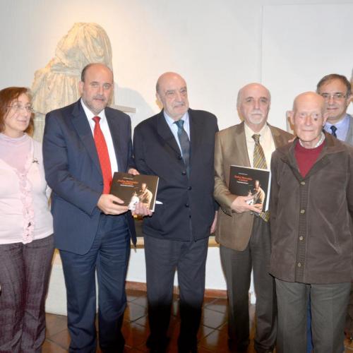 El Gobierno regional publica un libro sobre Pedro Mercedes para recordar al ceramista en el décimo aniversario de su fallecimiento