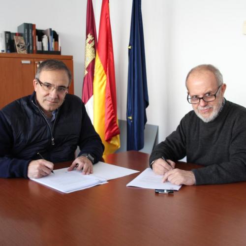 El fotógrafo José Manuel Navia dona 66 fotografías al Gobierno regional de la exposición ‘Miguel de Cervantes, o el deseo de vivir’ 