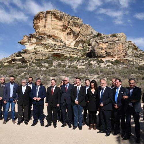 El presidente de Castilla-La Mancha, Emiliano García-Page, ha inaugurado hoy el Parque Arqueológico del Tolmo de Minateda (Hellín)