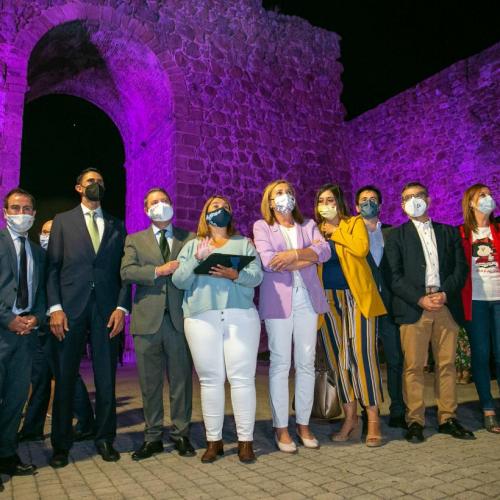 El Gobierno regional destaca que con la iluminación de la Muralla de Talavera “se alumbra la memoria de quienes han contribuido a construirla y preservarla”