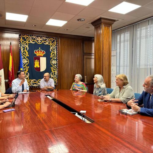 El Gobierno regional propondrá al Ministerio de Cultura que la Biblioteca Provincial de Guadalajara lleve el nombre de Blanca Calvo